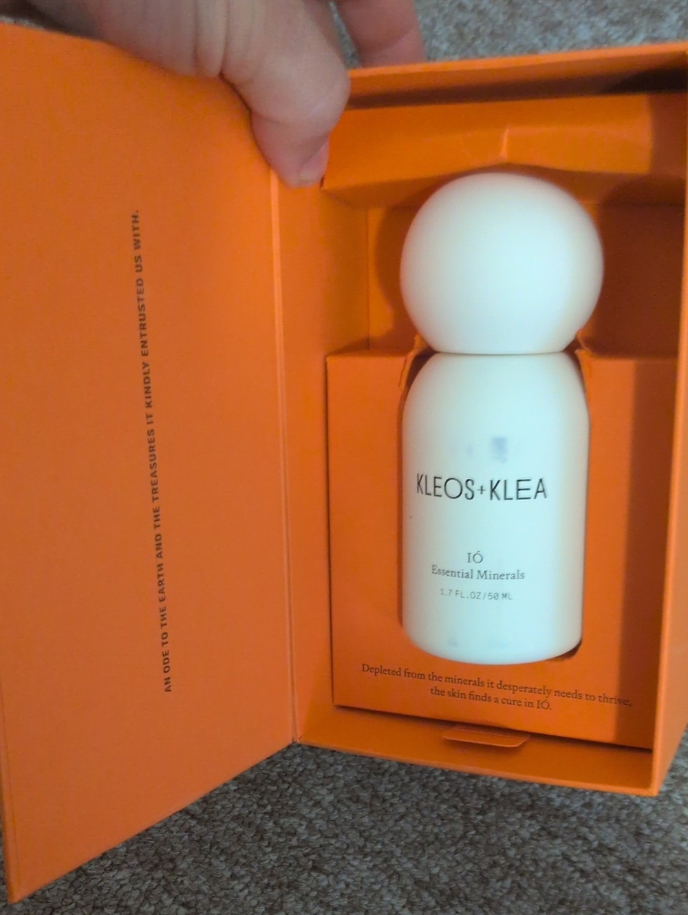 Kleos + Klea IO Essential Minerals - White